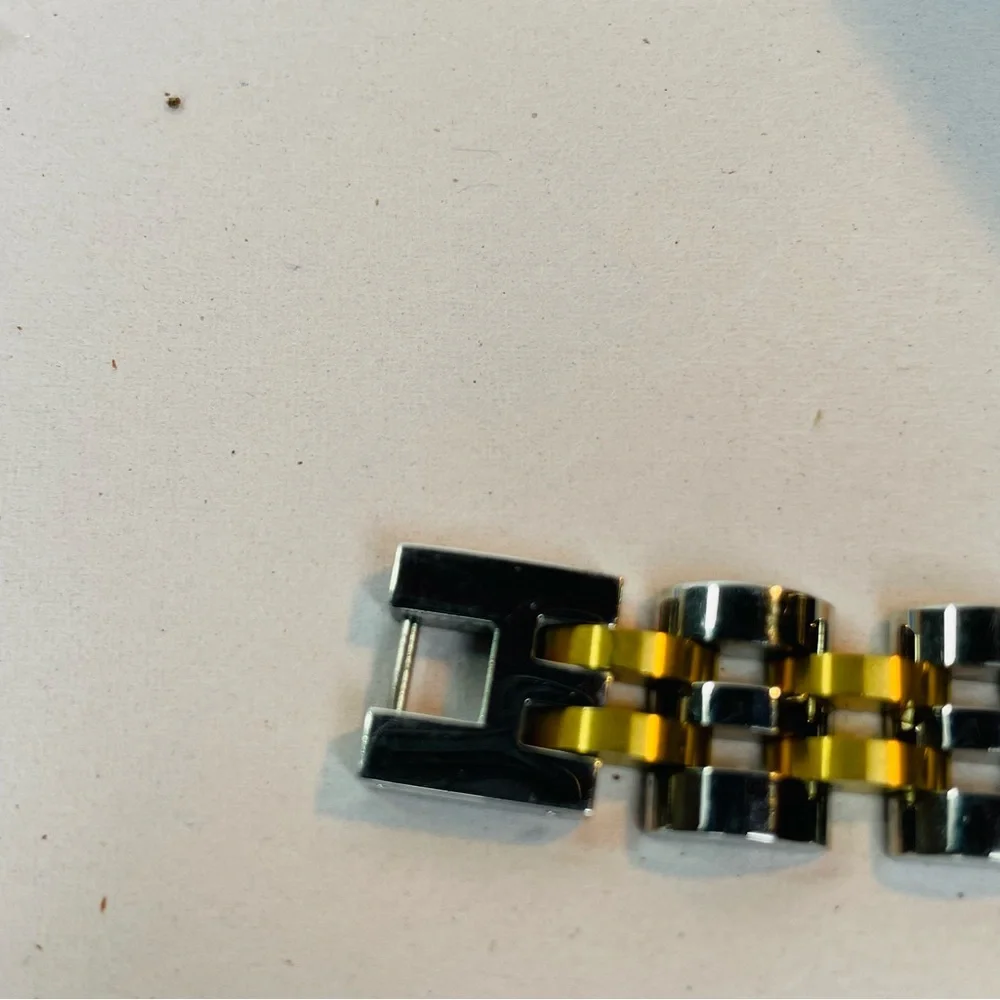 R.H. Macy Mens Two Toned Stainless Steel Metal Link Diamond Bracelet 9” Long - Picture 15 of 16